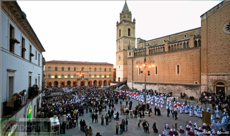 Processione Venerdi Santo a Chieti