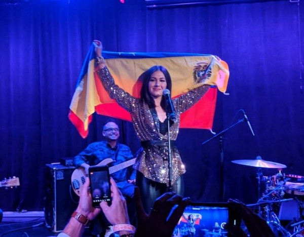 La cantante venezolana Nella Rojas se llevó el Latin Grammy como Mejor artista nuevo