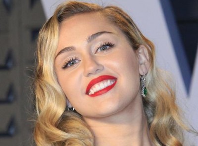 Miley Cyrus y un villancico feminista