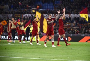 Triunfo de Roma y empate de Juventus