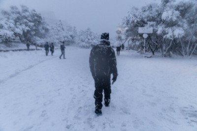 La nevicata nel centro di Atene 