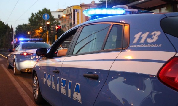 Giallo a Roma, trovato cadavere di una donna nell&#039;androne di un palazzo