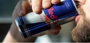 Energy drink fa male al cuore