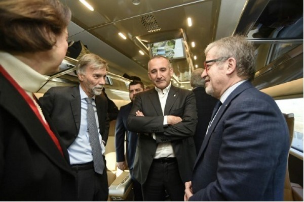 Milano -Alta velocità Mi-Bs, Maroni: obiettivo treni più veloci per cittadini