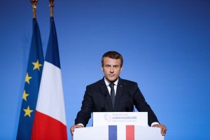 El presidente de Francia, Emmanuel Macron durante una reunión con embajadores en Paris