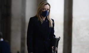 Meloni: &quot;Propongo a Salvini e Berlusconi un intergruppo di centrodestra&quot;