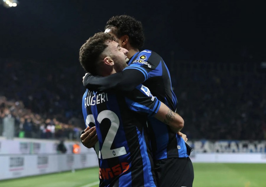 L&#039;abbraccio tra Ruggeri ed Ederson