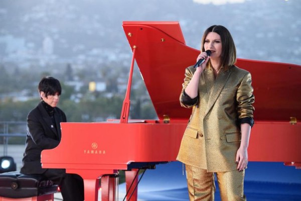 Oscar 2021, Pausini e Garrone non vincono: delusione per l&#039;Italia e e rammarico sui social.  Pippo Baudo: &quot;Fiero di Laura Pausini”