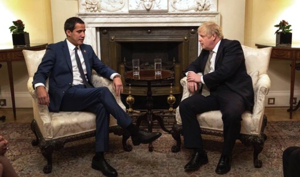 Venezuela, &#039;rapito deputato opposizione&#039; &#039;perquisiti uffici Guaidò&#039; Guaidò a Londra, vede Raab e Johnson