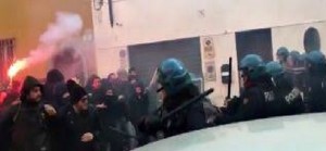 «A Piacenza massacrano le divise e il capo della polizia festeggia a Ivrea»