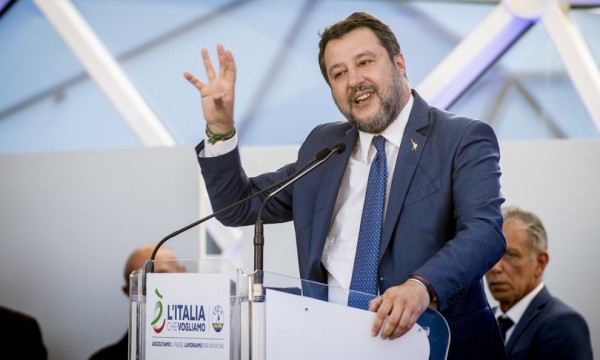 Salvini lancia la sfida per &quot;vincere nel 2023&quot;