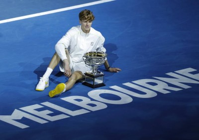 Jannik Sinner, vincitore degli Australian Open per il secondo anno di seguito 