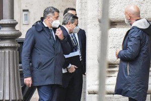 Da Berlusconi e Di Maio doppia apertura a Draghi