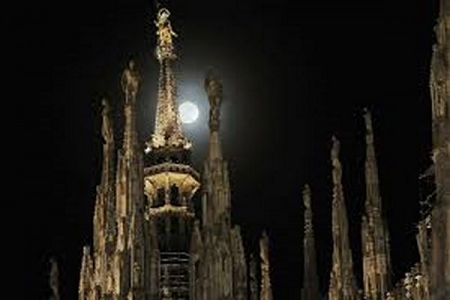 Milano - «È quasi luna piena, balla insieme a noi» – concerto, ballo, musiche e canti dall&#039;Europa