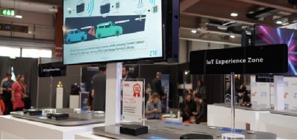 Allo Smau lo smartphone 5G di Zte e il tracker per non &#039;perdere&#039; valigie e persone