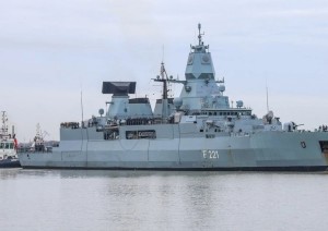La fregata F 221 Hessen della Marina tedesca 