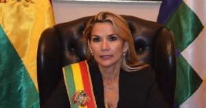 Jeanine Anez presidenta interina boliviana