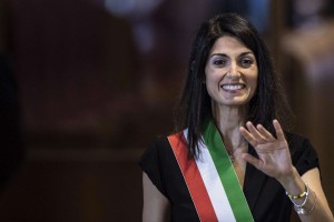Virginia Raggi era eleggibile, rigettato ricorso su contratto con M5S