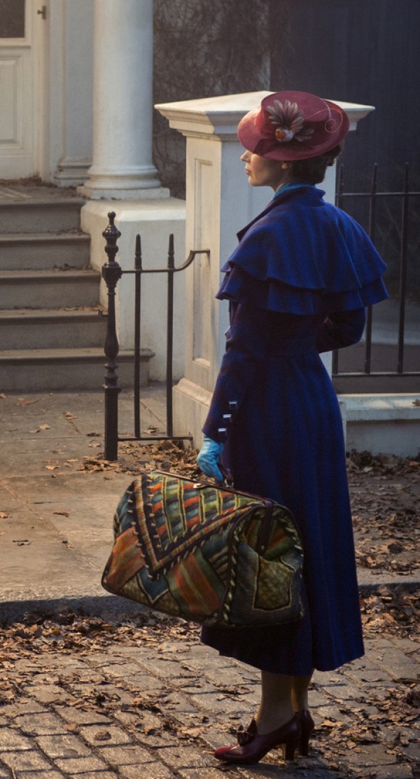 Emily Blunt en la piel de Mary Poppins