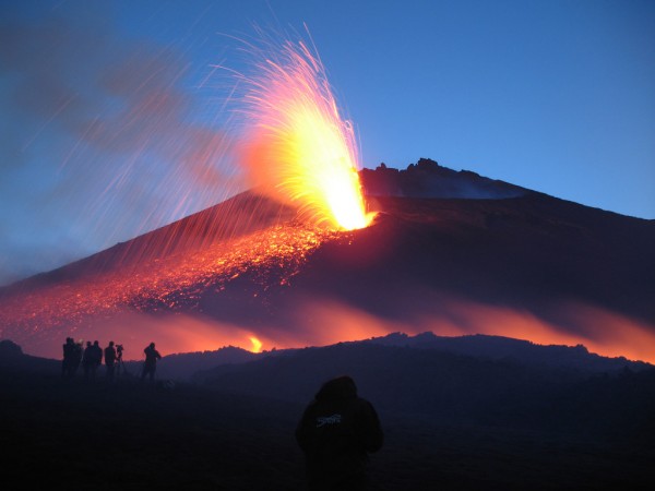 Etna - Poesia di Filippo Passeo