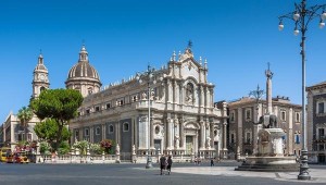 Catania la preciosa gema de la Sicilia oriental
