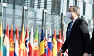 Draghi a Putin: &quot;Stabilire subito il cessate il fuoco&quot;