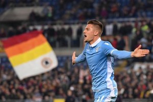 Lazio espera rival en la final