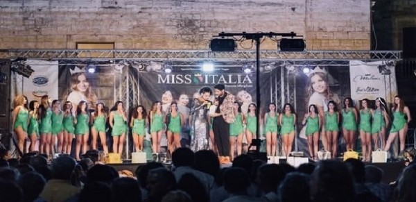 Miss Italia, a Candela la finalissima con bellezza e capoeira