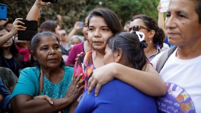 El Salvador: è innocente la donna che voleva abortire