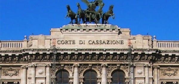 Cassazione, Sì a cambio nome Alessandro diventa Alexandra, e non Alessandra, anche per l’anagrafe