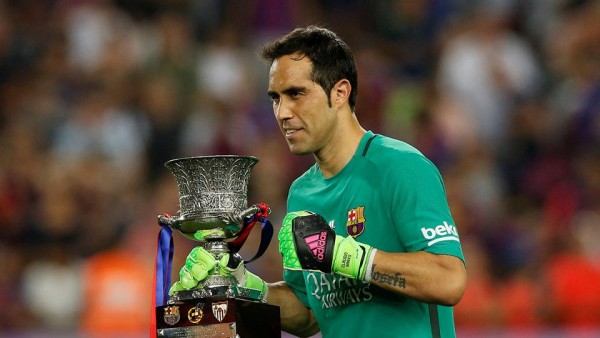 Claudio Bravo joins Manchester City