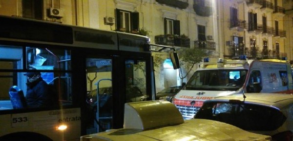 Taranto - In Via Oberdan pullman bloccato, non aveva biglietto e picchia i lavoratori Amat