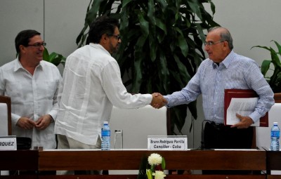 Colombia: siglato a Cuba un nuovo accordo di pace tra il governo e le Farc