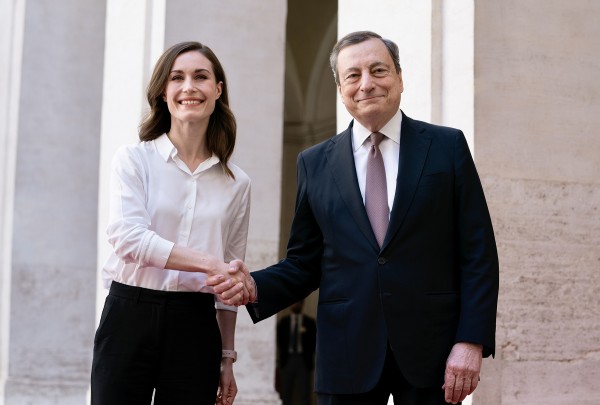 Il Presidente del Consiglio, Mario Draghi, con la Prima Ministra della Repubblica di Finlandia, Sanna Marin