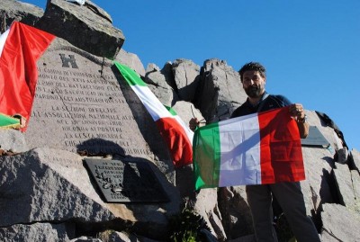 De Berardinis e Artemia edizioni ospiti degli Alpini ad ASCOLI per ricordare la Grande Guerra