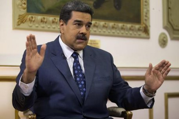 Maduro,difesa antiaerea confine Colombia Presidente annuncia che schiererà sistema missili alla frontiera