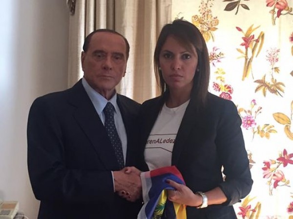 Vanessa Ledezma informo crisis humanitaria a exprimer ministro italiano Silvio Berlusconi