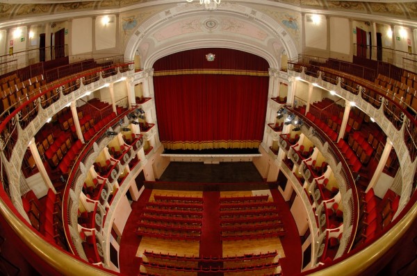 Rovigo - Teatro Sociale: una stagione di spettacoli per tutti i gusti