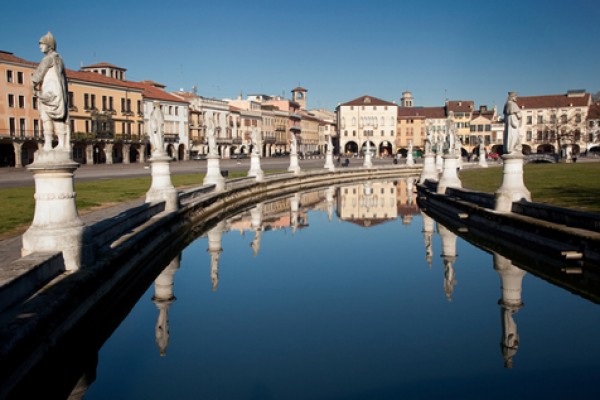 Salón Mundial de UNESCO en Padua