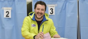 Salvini vuole una Lega senza più la parola Nord, ma Bossi è una furia