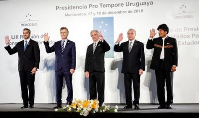 Cumbre de Presidentes del Mercosur en Montevideo. De izquierda a derecha, Mario Abdo Benítez (ParaguaY). Mauricio Macri (Argentina), Tabaré Vázquez (Uruguay), Michel Temer (Brasil) y Evo Morales (Bolivia)