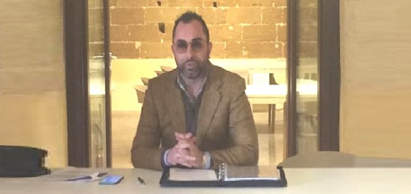 Pulsano (Taranto) - Ritardi nella gestione mense scolastiche, è polemica