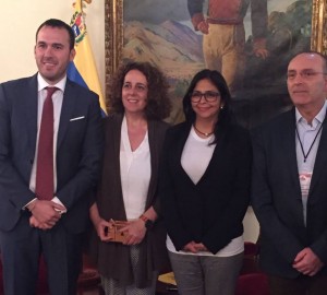 Caracas 5 marzo 2017 Delegazione M5S  (Manlio Di Stefano,  Ornella Bertorotta, Vito Petrocelli ) ospite del Governo Maduro con Delcy Rodriguez Ministro degli Esteri attuale Presidente della Costituente 