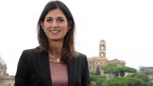 Roma nuovo rimpasto in giunta Raggi: via 4 assessori