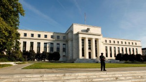Federal Reserve meets ahead of expected interest rate rise