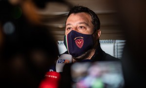 Open arms, Salvini si sente &quot;sotto attacco&quot; ma non molla