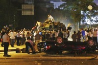 Caos in Turchia, colpo di Stato militare Ministro Interno: &quot;Golpe fallito&quot;
