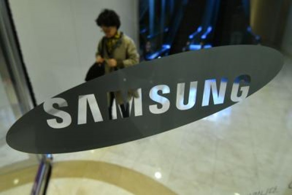 Samsung svela lo smartphone pieghevole