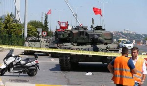 Crece el número de víctimas tras el fallido golpe militar en Turquía