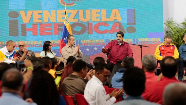 Maduro posticipa riunione Assemblea Costituente